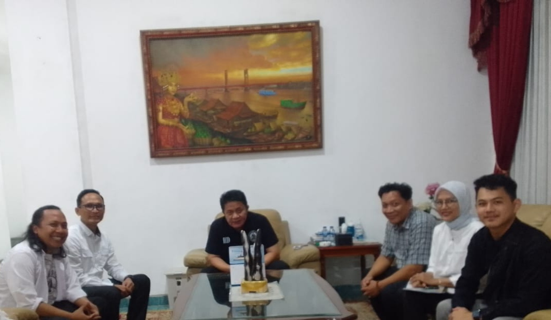 Respon Instruksi DPP, Efran Ketua Terpilih IWO Sumsel Temui Gubernur