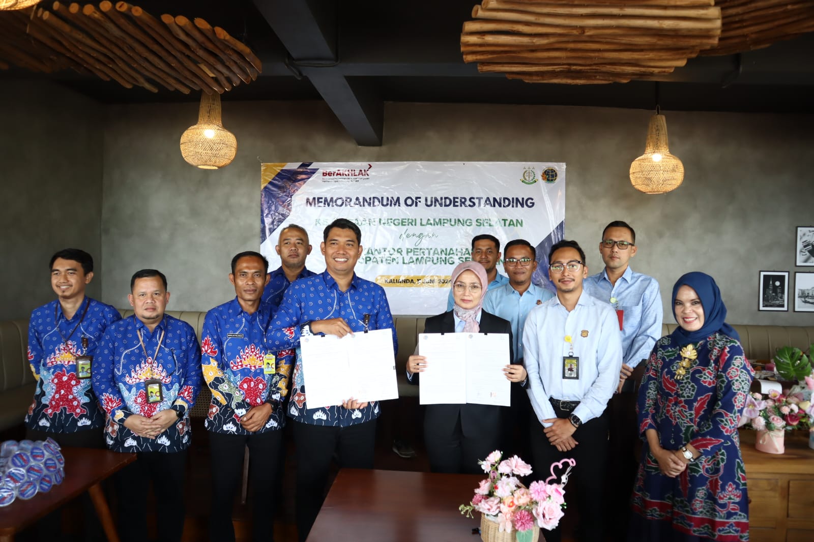 Kejari Lamsel dan BPN Teken MoU Terkait Penanganan Permasalahan Datun