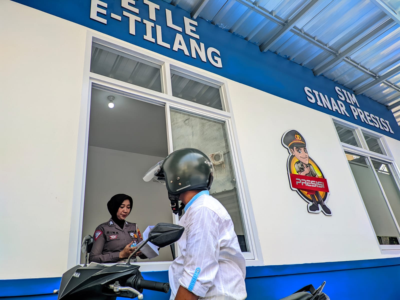 Satlantas Polresta Bandar Lampung Hadirkan Inovasi Perpanjangan SIM Drive Thru dan E-TLE