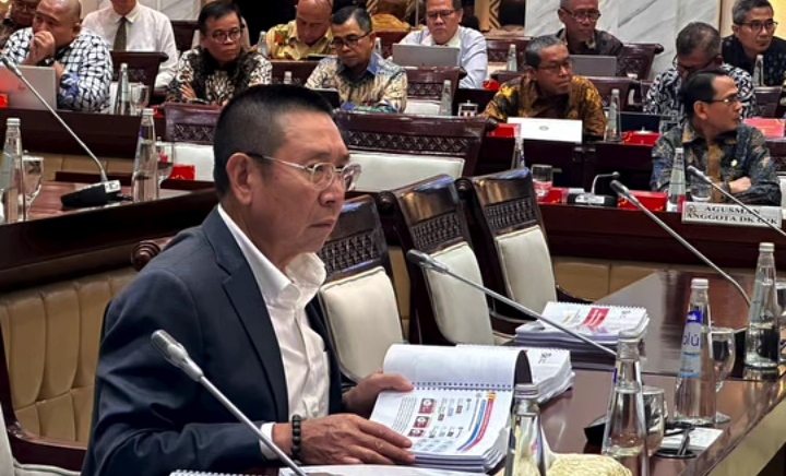 PDIP Lempar Bola Panas ke Pemerintahan Prabowo