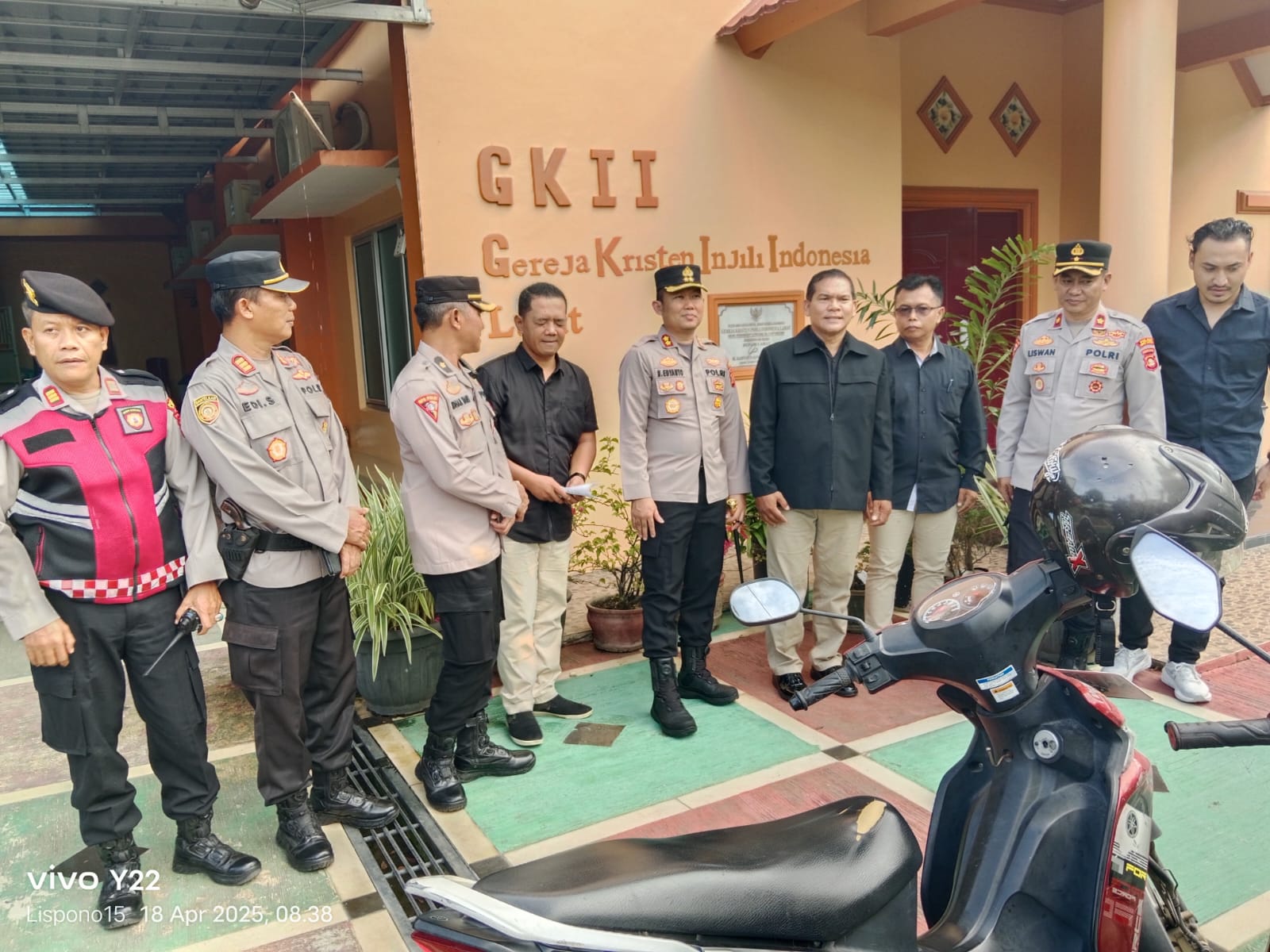 Kapolres Lahat Monitoring Ibadah Jumat Agung di Empat Gereja