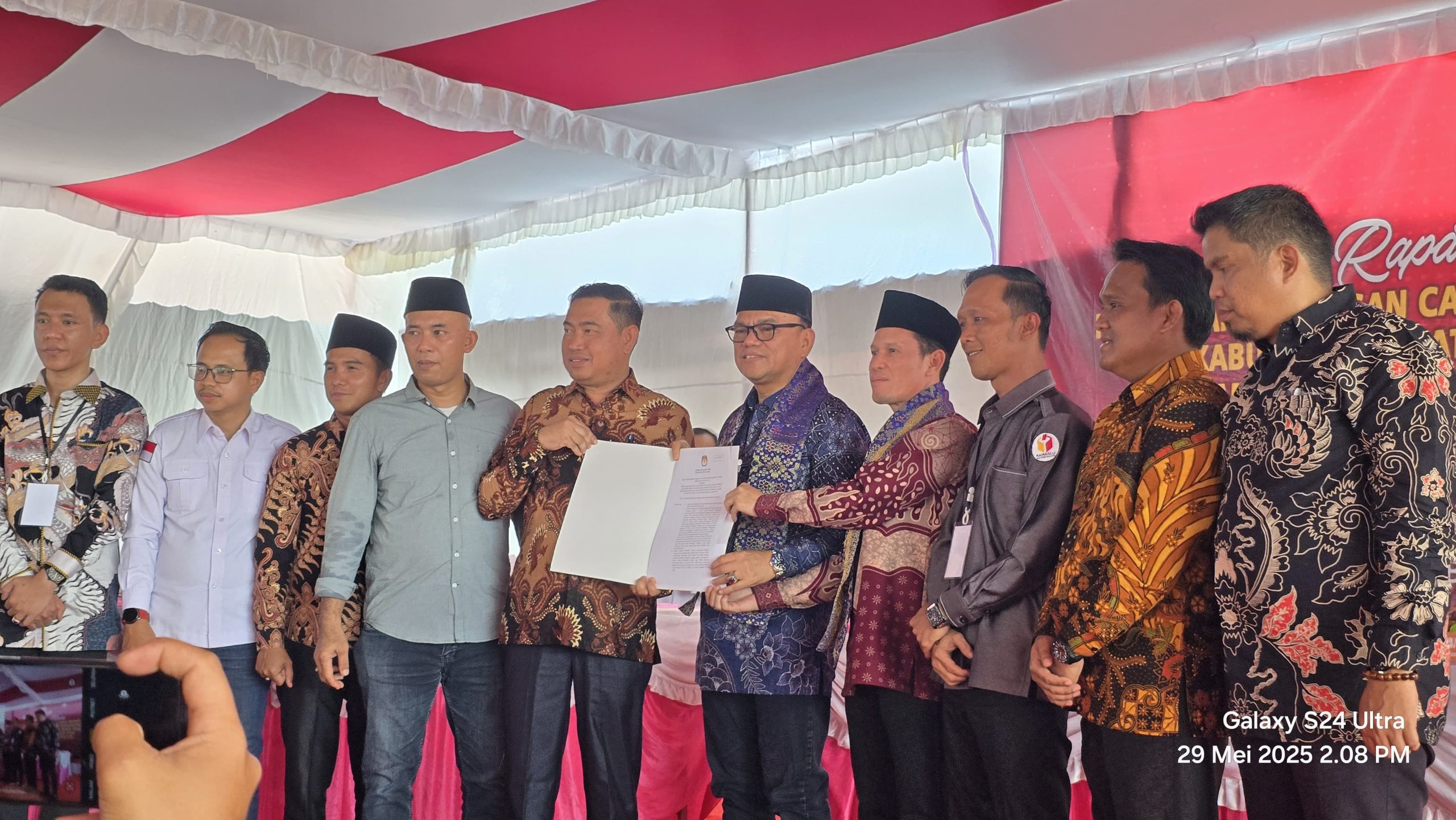KPU gelar Rapat Pleno Penetapan Bupati dan Waki bupati Empat Lawang terpilih