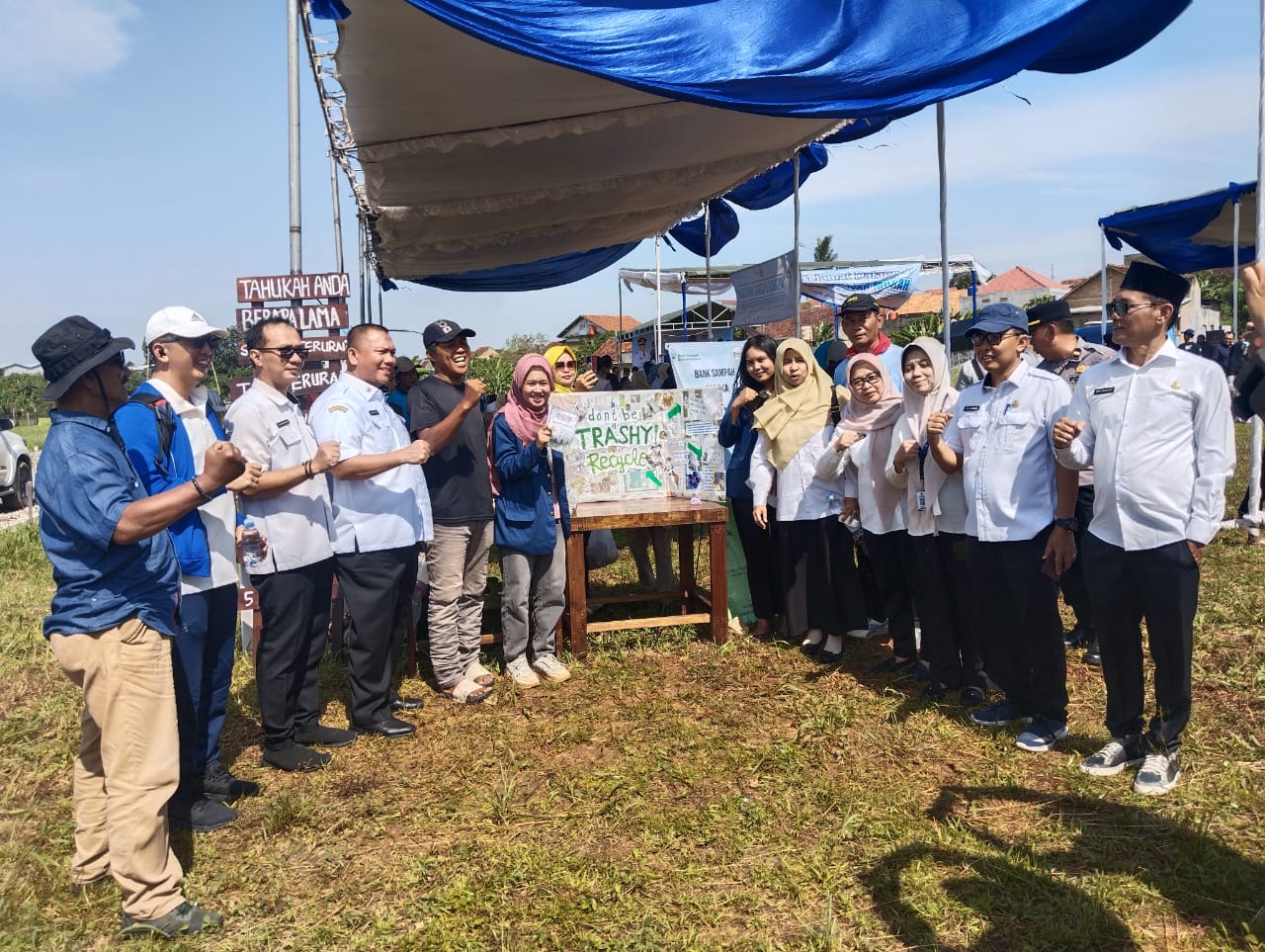 Operasi Pasar Murah Pemkab Lamsel Diserbu Pembeli