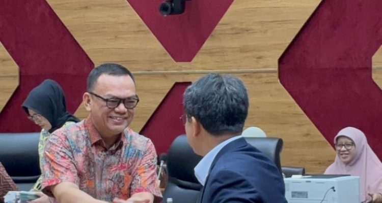 c75b53f6-6993-435c-bd7d-6fd4f9709e0f